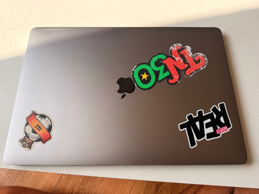 MacBook Pro 16”2019 i9/32GB/512GB/Radeon5300M/Excellent cond