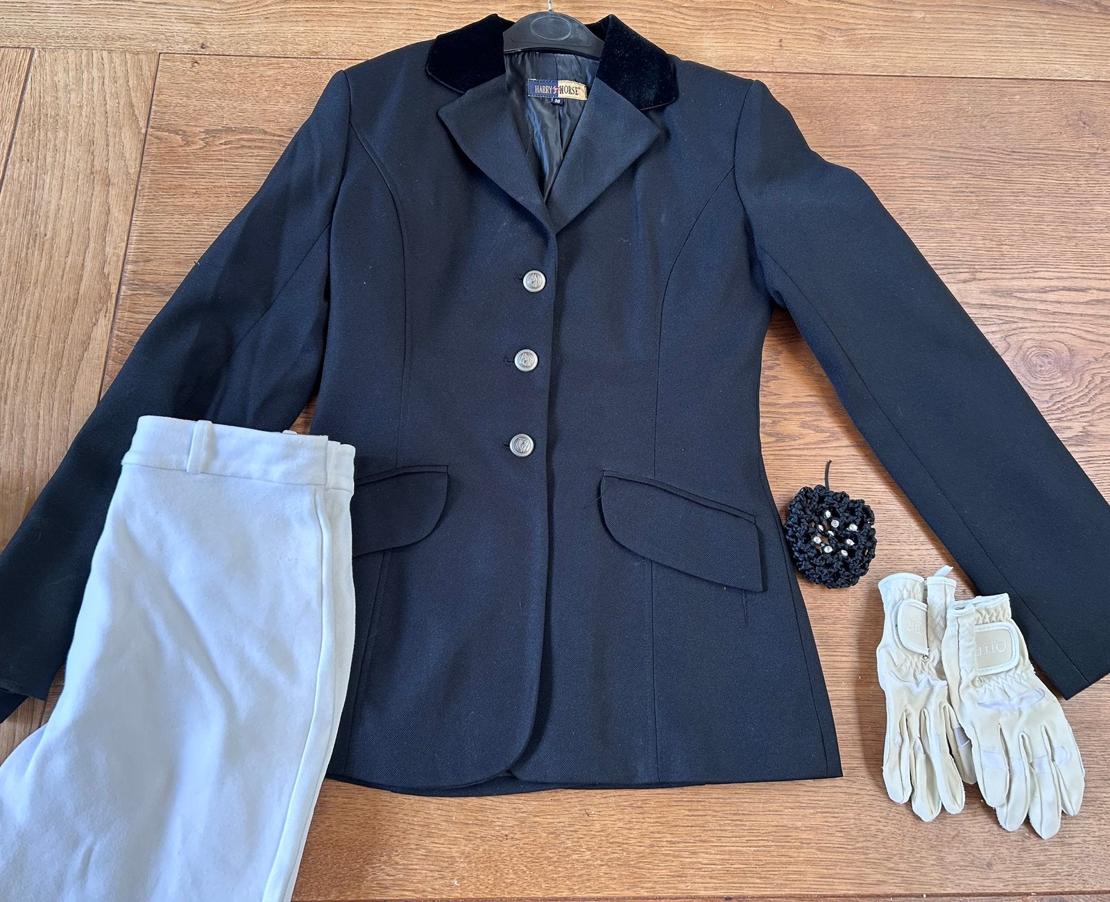 Wedstrijd tenue FNRS colbert witte rijbroek zadeldekje, Ophalen of Verzenden, Dressuur