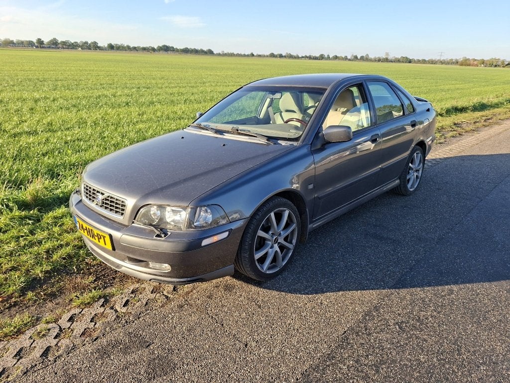 Volvo S40 2.0 T 2001 Grijs, Voorwielaandrijving, 1948 cc, 4 cilinders, 163 pk