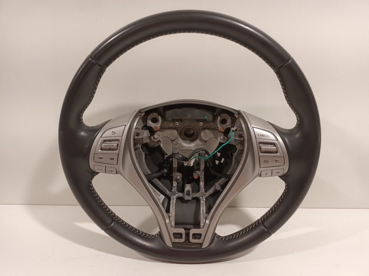 Stuur Nissan Pulsar, Onderdelen@venauto.nl, Van der Ven Autorecycling B.V., Gebruikt, Ettenseweg 76, 4706 PB Roosendaal, The Netherlands
