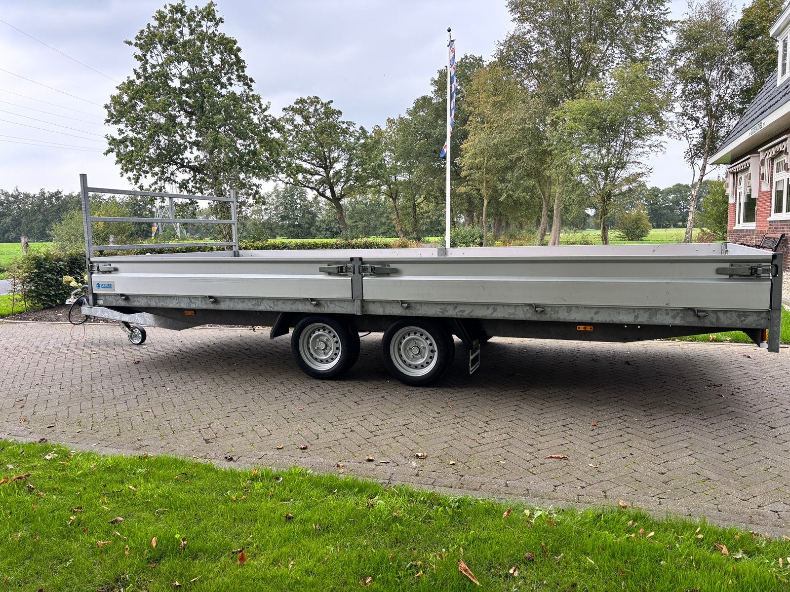 Hapert plateauwagen xxL, Ophalen, Zo goed als nieuw