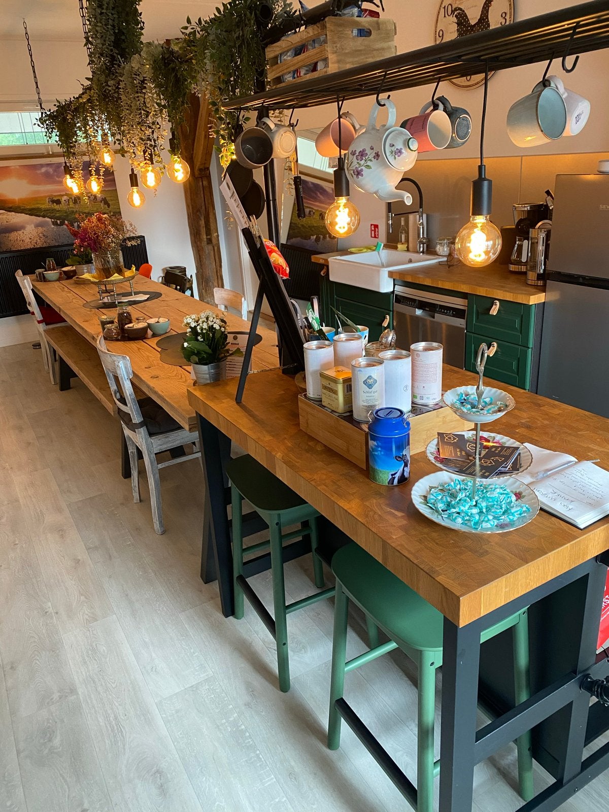 keukeneiland met houten optiek blad en metalen frame, Ophalen, Hout, Keukentrolley, Zo goed als nieuw