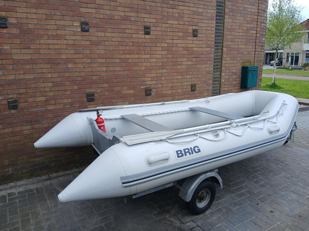 Brig 360 rubberboot inclusief trailer, Gebruikt, Benzine, Minder dan 70 pk, Overige materialen