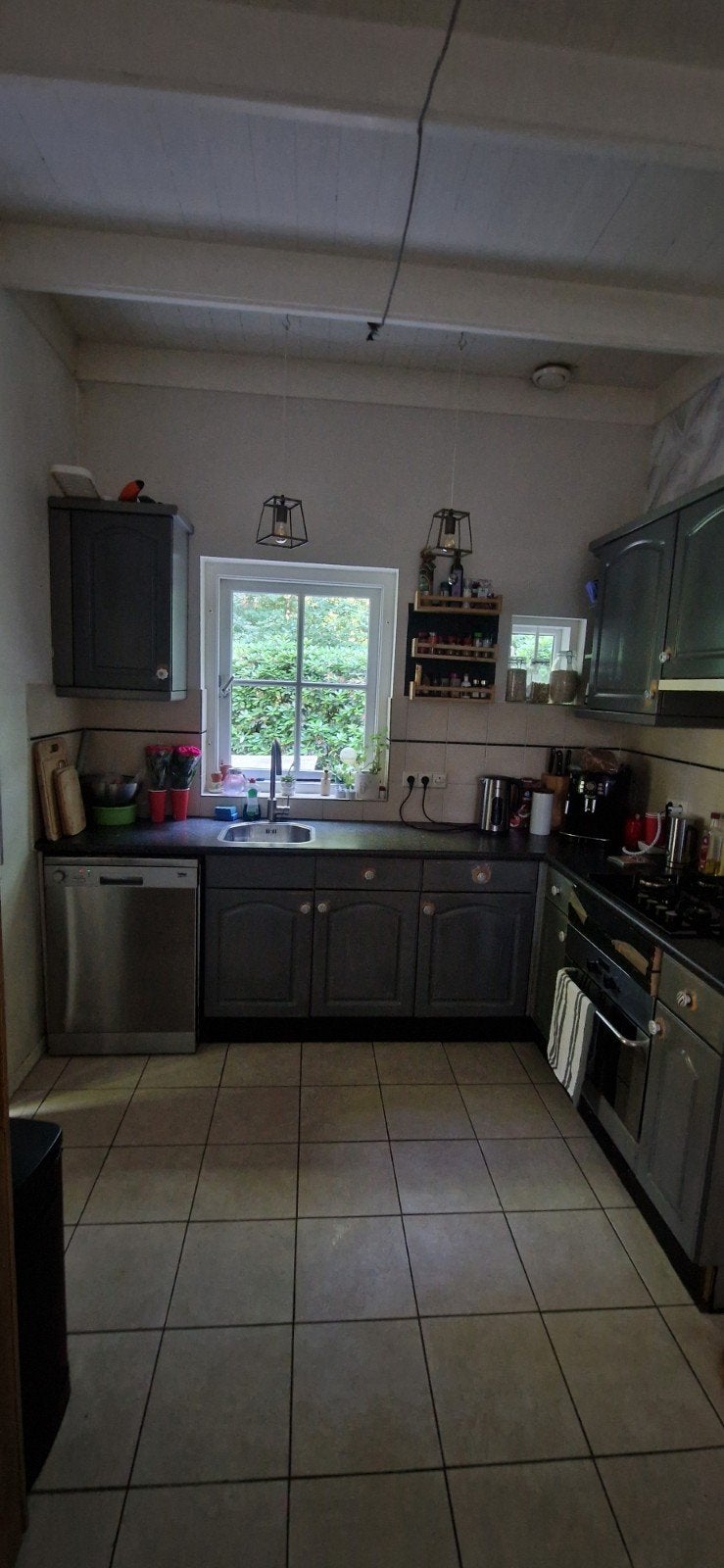Complete hoekkeuken met inbouwapparatuur, Huis en Inrichting, Keuken | Complete keukens, Ophalen, Gebruikt, Hoekkeuken, Kunststof