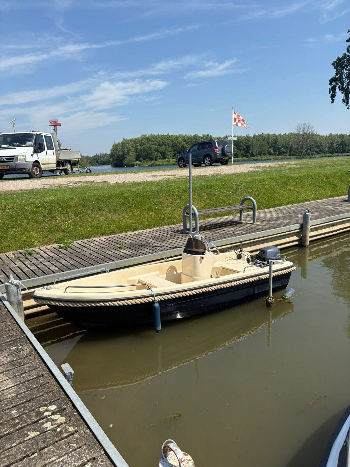 Mooie overnaadse sloep merk admiraal 390 yamaha 8pk, Ophalen, Kabelaring