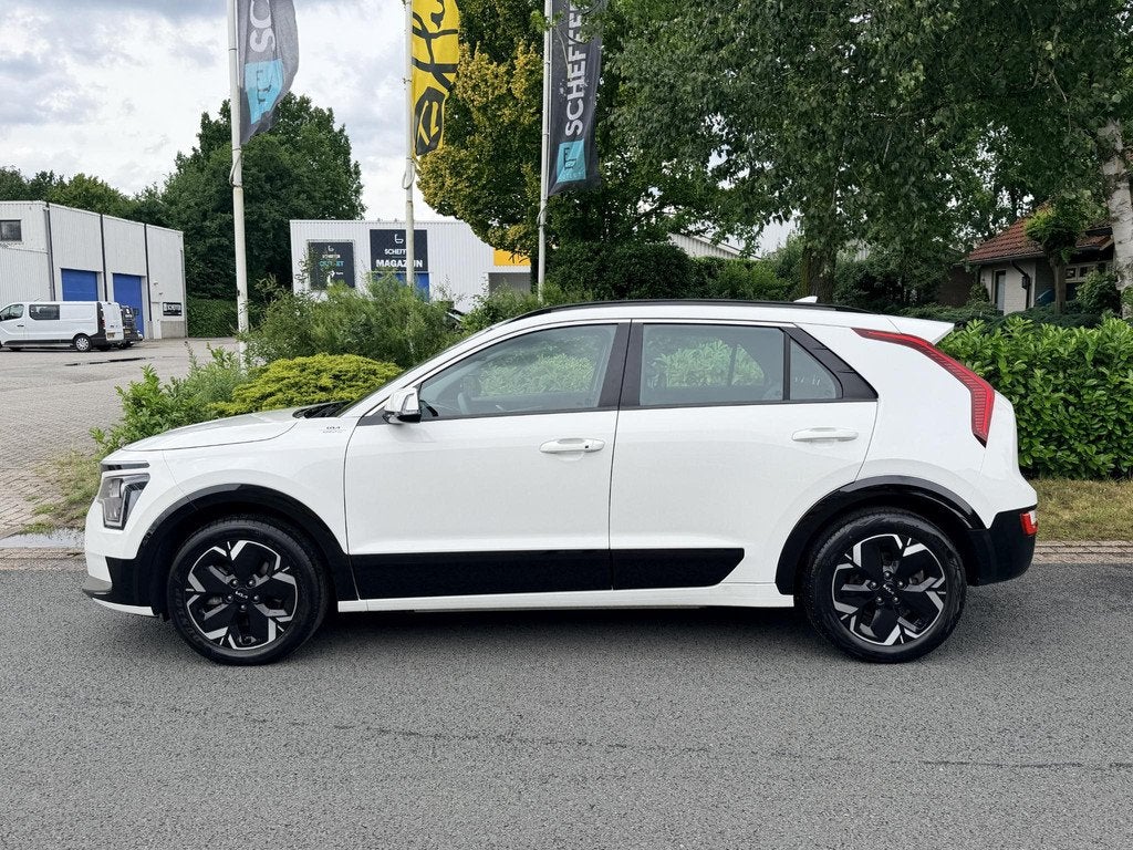 Kia Niro EV ComfortLine 64,8KWH 204PK•Half-Leder•Camera, Stof, Gebruikt, 750 kg, 1657 kg