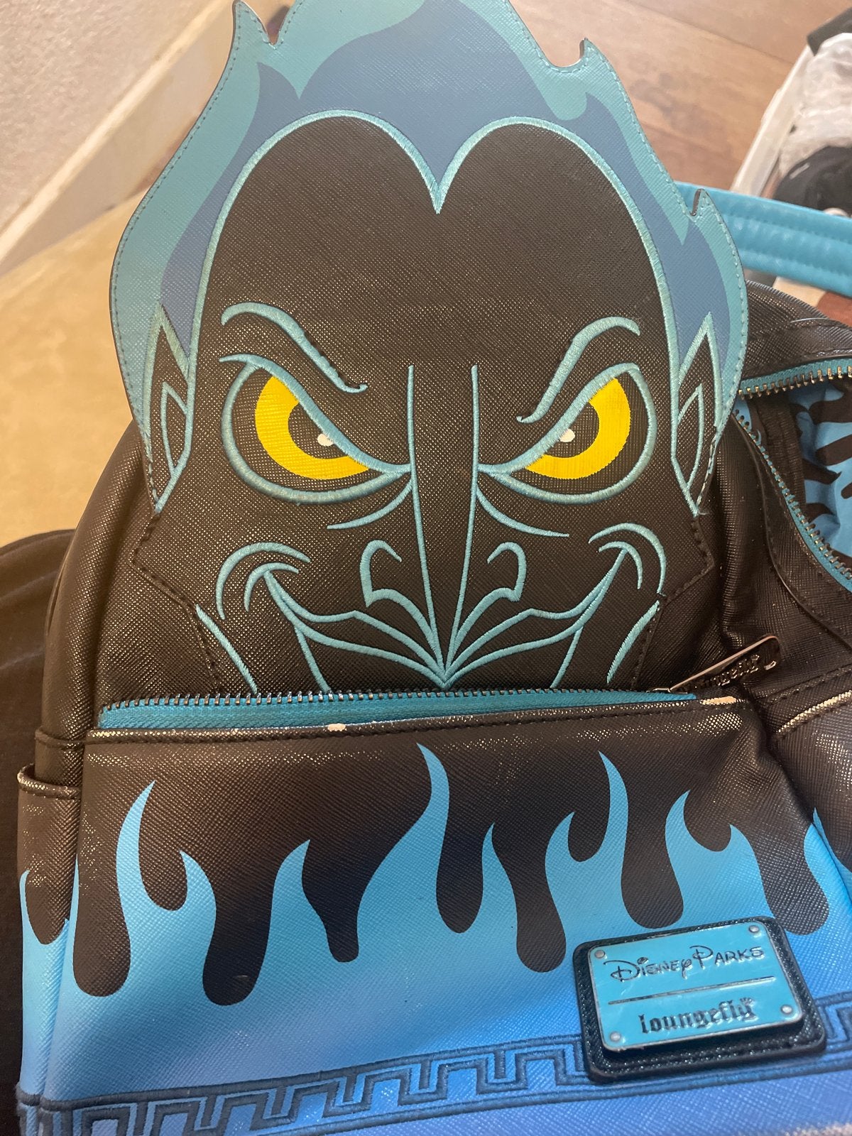 Disney Parks Loungefly Hades Mini Rugzak, Ophalen, Gebruikt, Minder dan 30 cm, Disney of Dora
