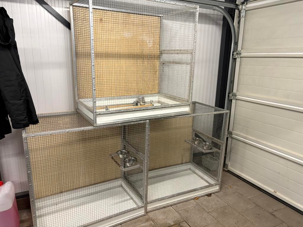 Kweekooi/uitvliegkooi aluminium, Ophalen, Zo goed als nieuw, Metaal, Overige typen