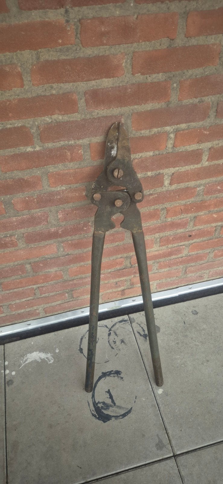 Robuuste betonschaar - Gebruikt, Doe-het-zelf en Verbouw, Ophalen of Verzenden, Gebruikt, Snijgereedschap, Overige merken