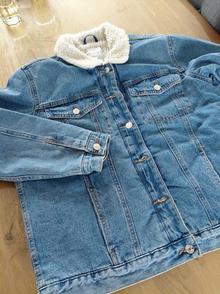 Primark spijkerjas met teddy voering - Maat 42/44 (L), Maat 42/44 (L), Ophalen of Verzenden, Zo goed als nieuw, Primark