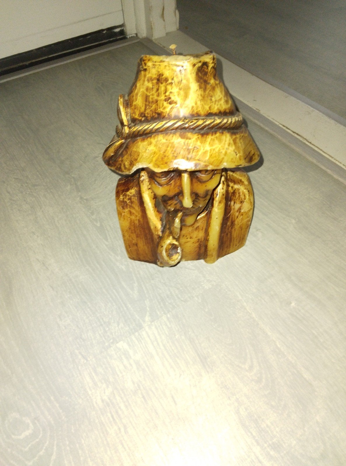 grote vintage kaars man met pijp, Verzamelen, Ophalen of Verzenden, Zo goed als nieuw, Mens