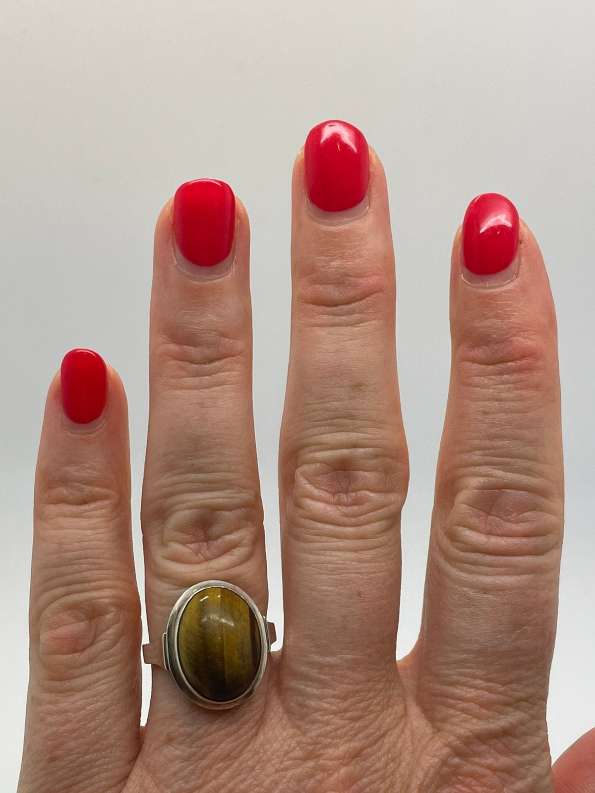 E585 Prachtige zilveren ring tijgeroog maat 17,5, Ophalen of Verzenden, X, Met edelsteen, Dame