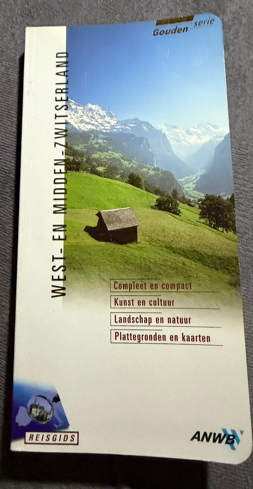 ANWB Reisgids - West en Midden Zwitserland - Gouden serie, Verzenden, Europa, Zo goed als nieuw, Reisgids of -boek