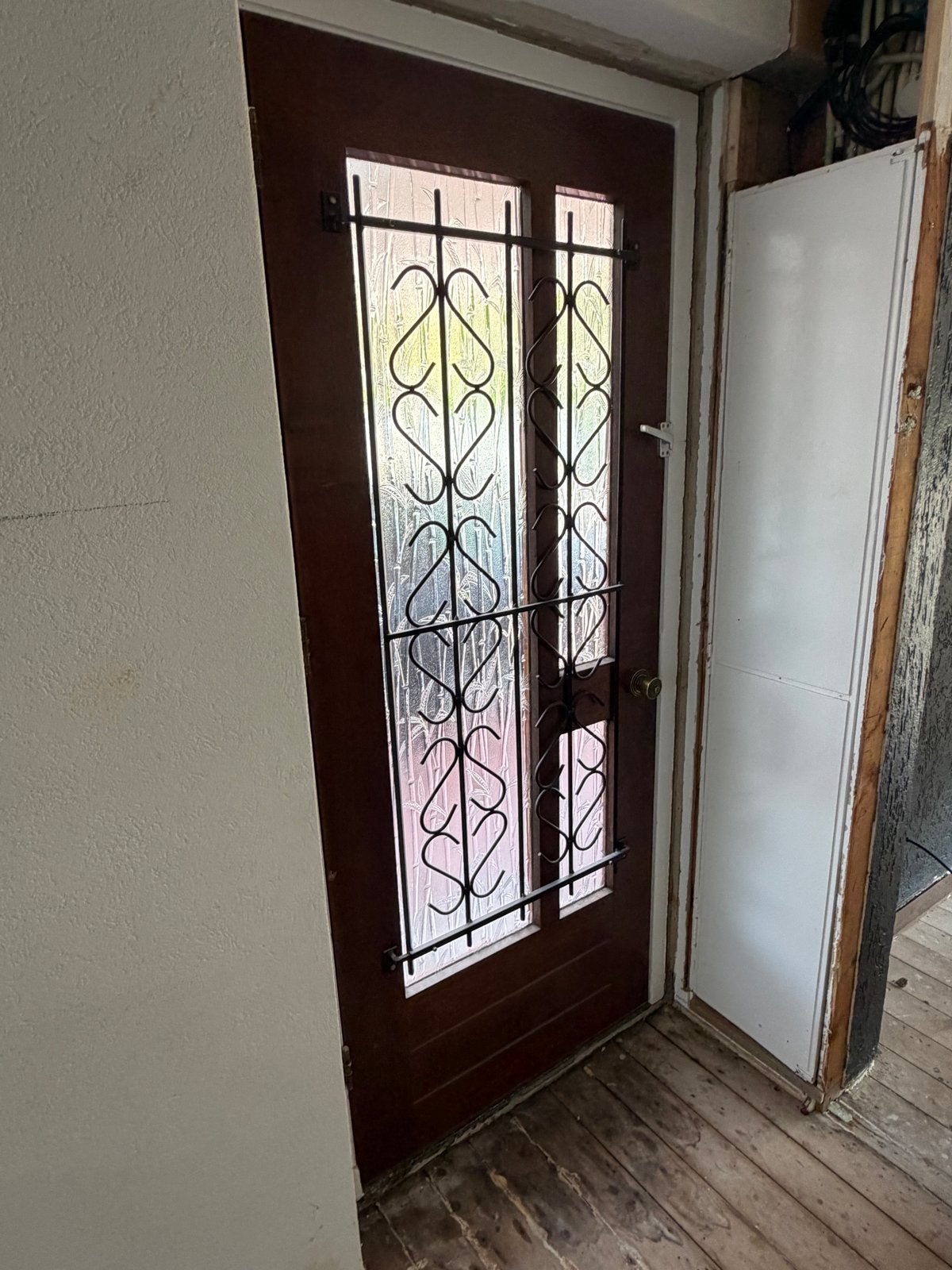 Miranti Houten Voordeur met Sierrooster - 87,5x211,5 cm, Doe-het-zelf en Verbouw, Ophalen, Gebruikt, 80 tot 100 cm, 215 cm of meer