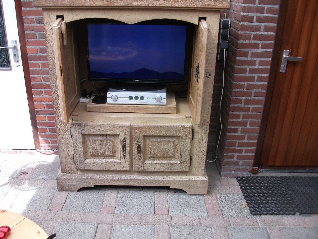 TV-kast, Ophalen, Gebruikt, 100 tot 150 cm, Zie foto's