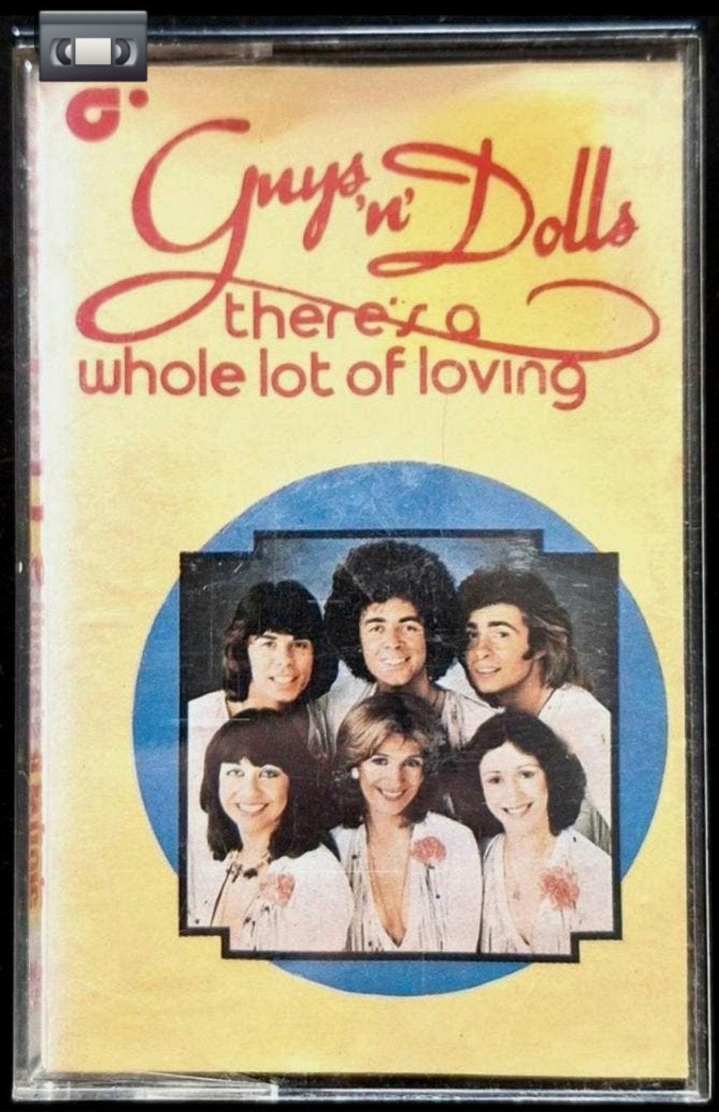 CASSETTE  GUYS 'N' DOLLS - There's A Whole Lot Of Loving, Ophalen of Verzenden, Gebruikt, 1 bandje