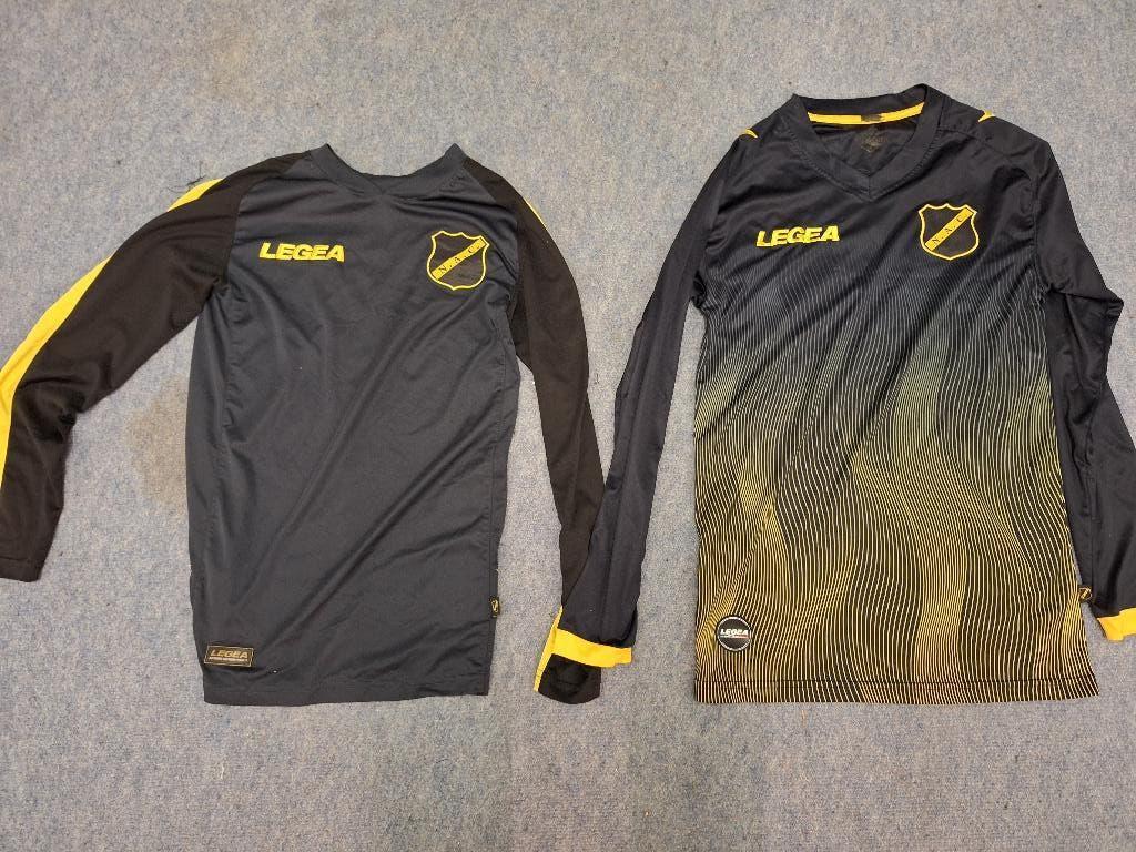 NAC Breda shirt lange mouw maat S !! (2x), Sport en Fitness, Voetbal, Maat S, Ophalen of Verzenden, Gebruikt, Shirt