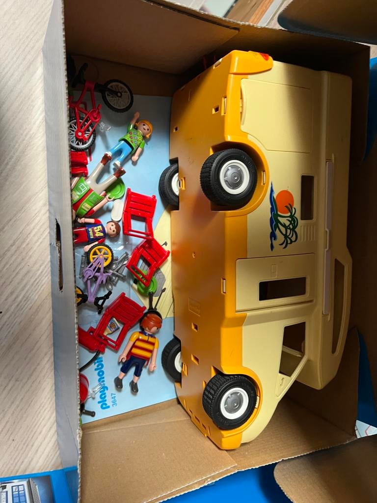 Playmobil 3647 Retro Camper - Zonder Buitenspiegels, Ophalen, Gebruikt, Complete set