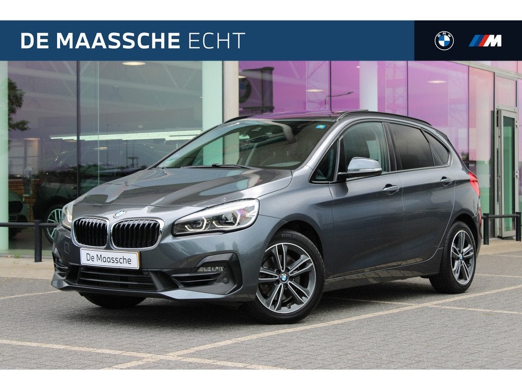 BMW 2 Serie Active Tourer 220i Sport Line Automaat / Panoram