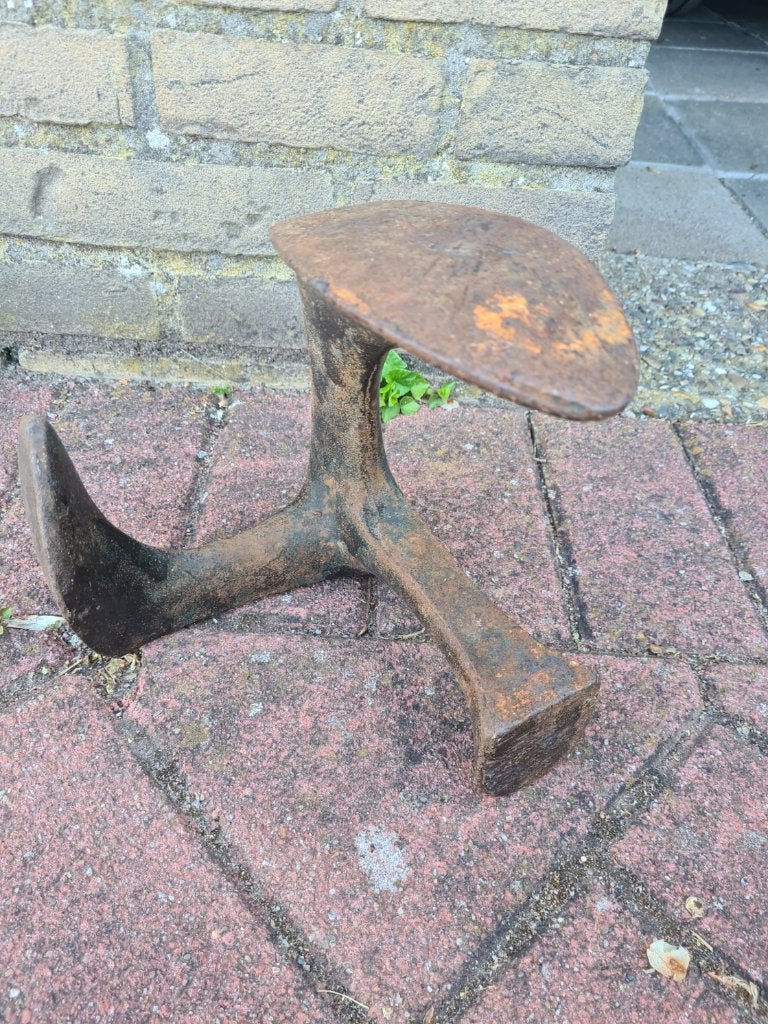 Schoenmakers leest, Ophalen