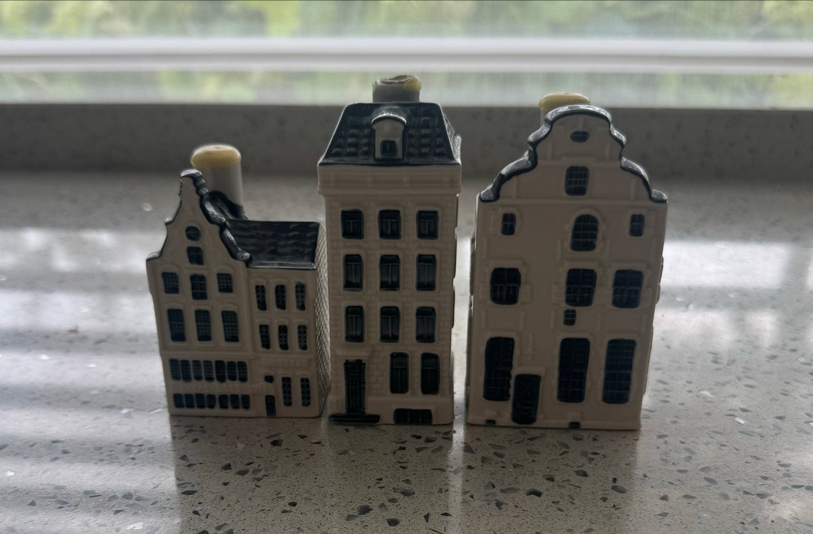 KLM huisjes 74, 84,88  - Bols Delfts Blauw, Ophalen of Verzenden, Zo goed als nieuw, 61 t/m 80, Gevuld