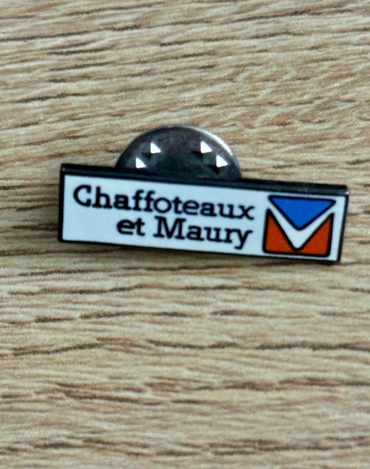 Ghaffoteaux et Maury Vintage Pin, Verzamelen, Speldjes, Pins en Buttons, Ophalen of Verzenden, Gebruikt, Overige onderwerpen, Speldje of Pin