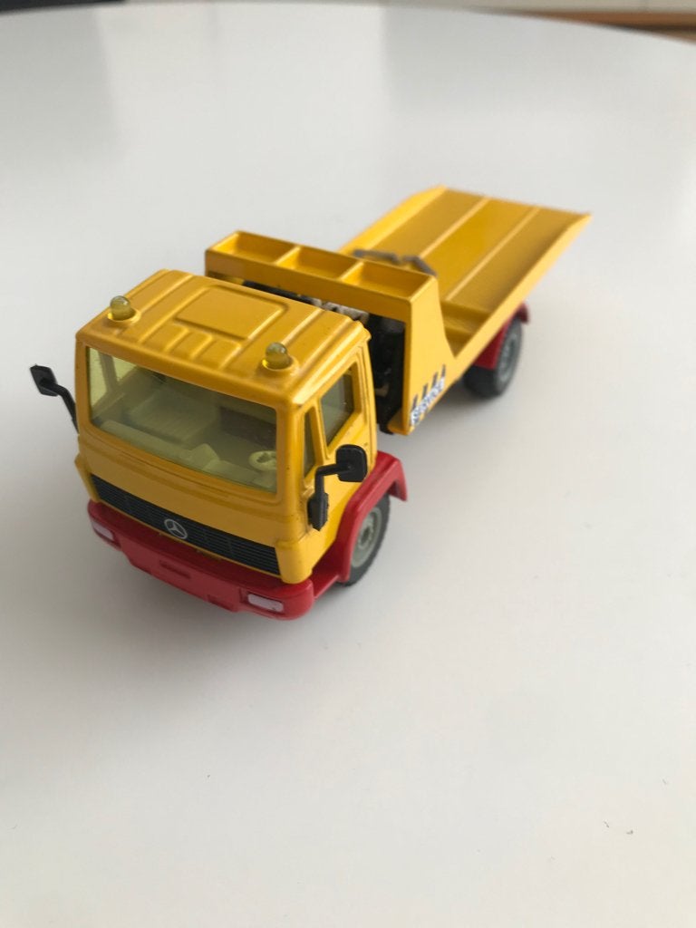 Siku Pannen- Servicewagen Mercedes LN 2  - 1:55, Hobby en Vrije tijd, Modelauto's | 1:50, Ophalen of Verzenden, Zo goed als nieuw