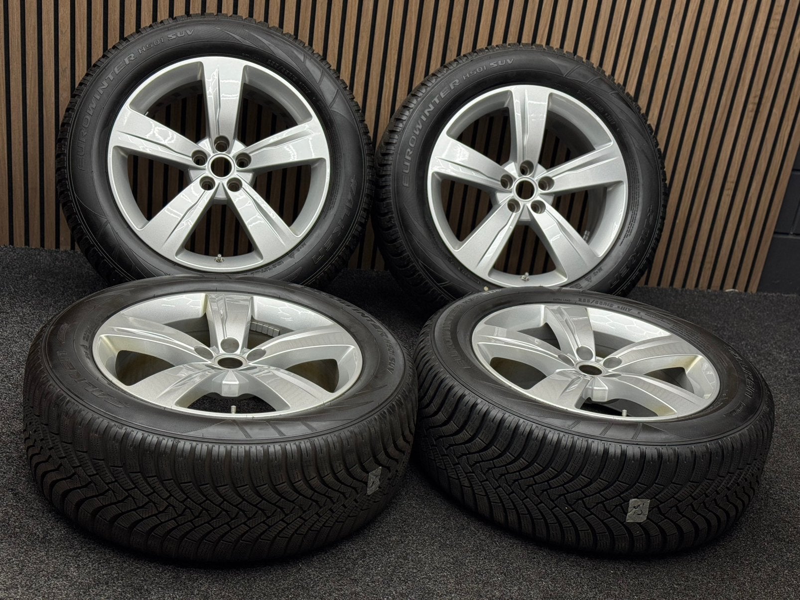 WINTER! Originele 19 inch Range Rover Velar 5x108 ET45 TPMS, 255 mm, ., Banden en Velgen, Winterbanden