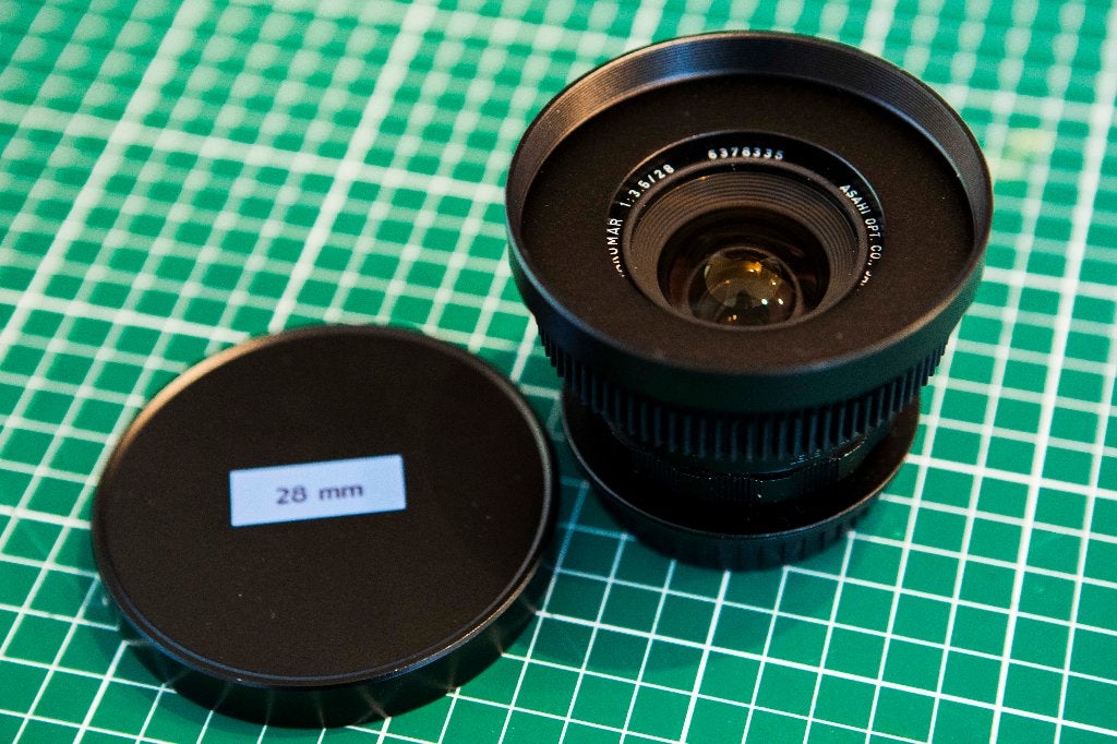 Asahi super-multi-coated Takumar 28mm f/3.5 m42 + EF-adapter, Audio, Tv en Foto, Fotografie | Lenzen en Objectieven, Zo goed als nieuw