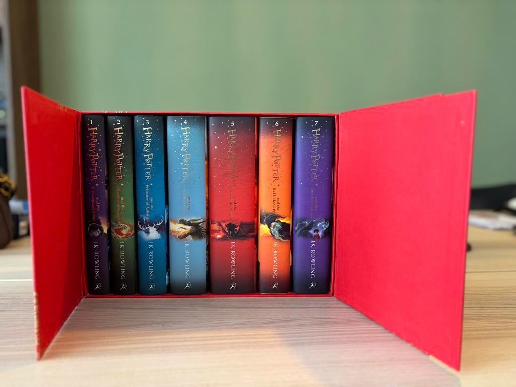 Harry Potter Complete Box Set (Children’s Paperback) Engels, Ophalen, Zo goed als nieuw, Boek of Poster