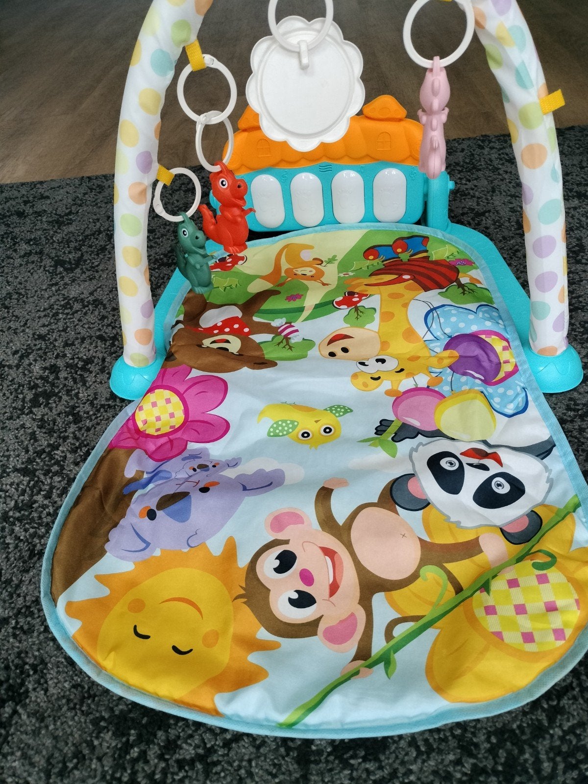 Baby speelkleed met piano en hangspeeltjes, Kinderen en Baby's, Ophalen, Zo goed als nieuw, Speelkleed, Met geluid