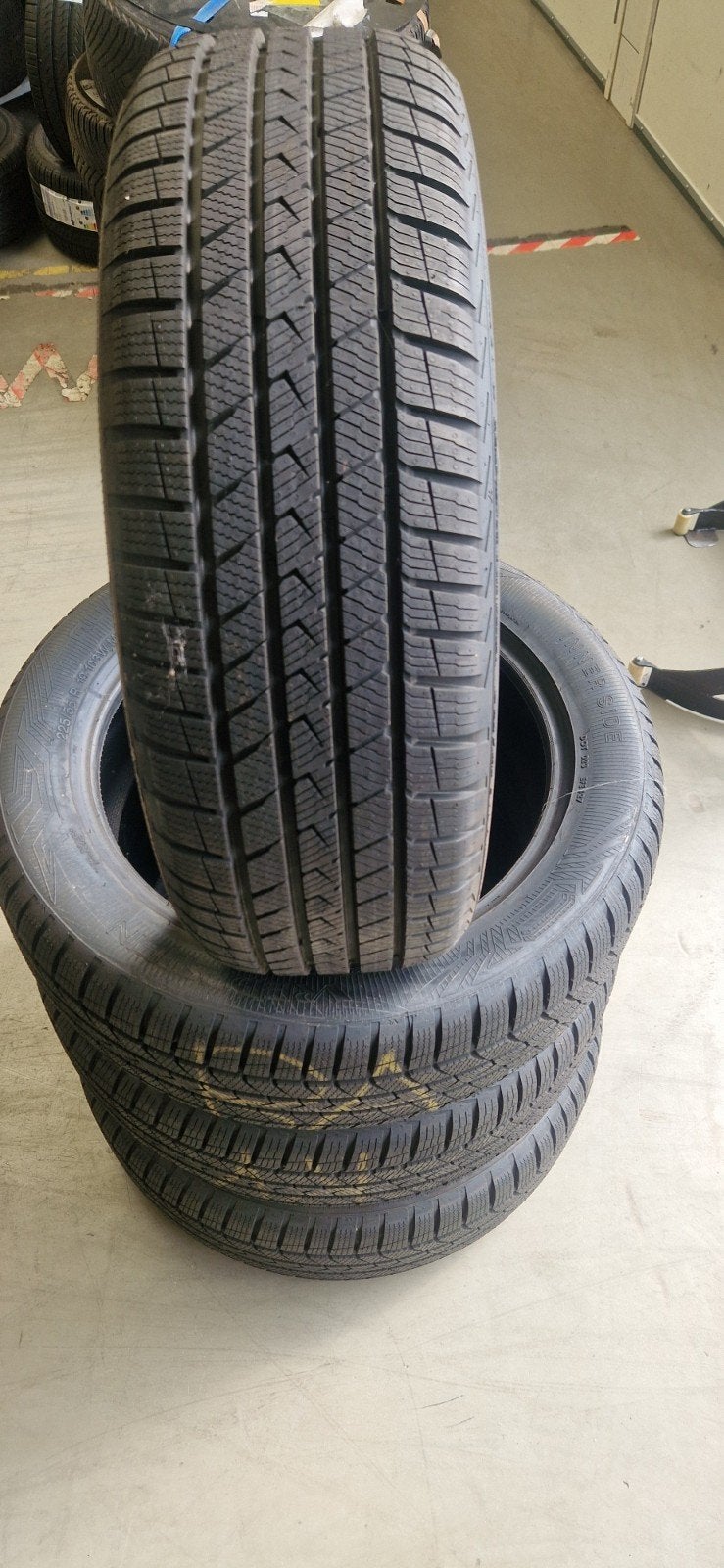 Vredestein Quatrac Pro All Season banden 225/55 R19, 19 inch, Gebruikt, Ophalen of Verzenden, All Season