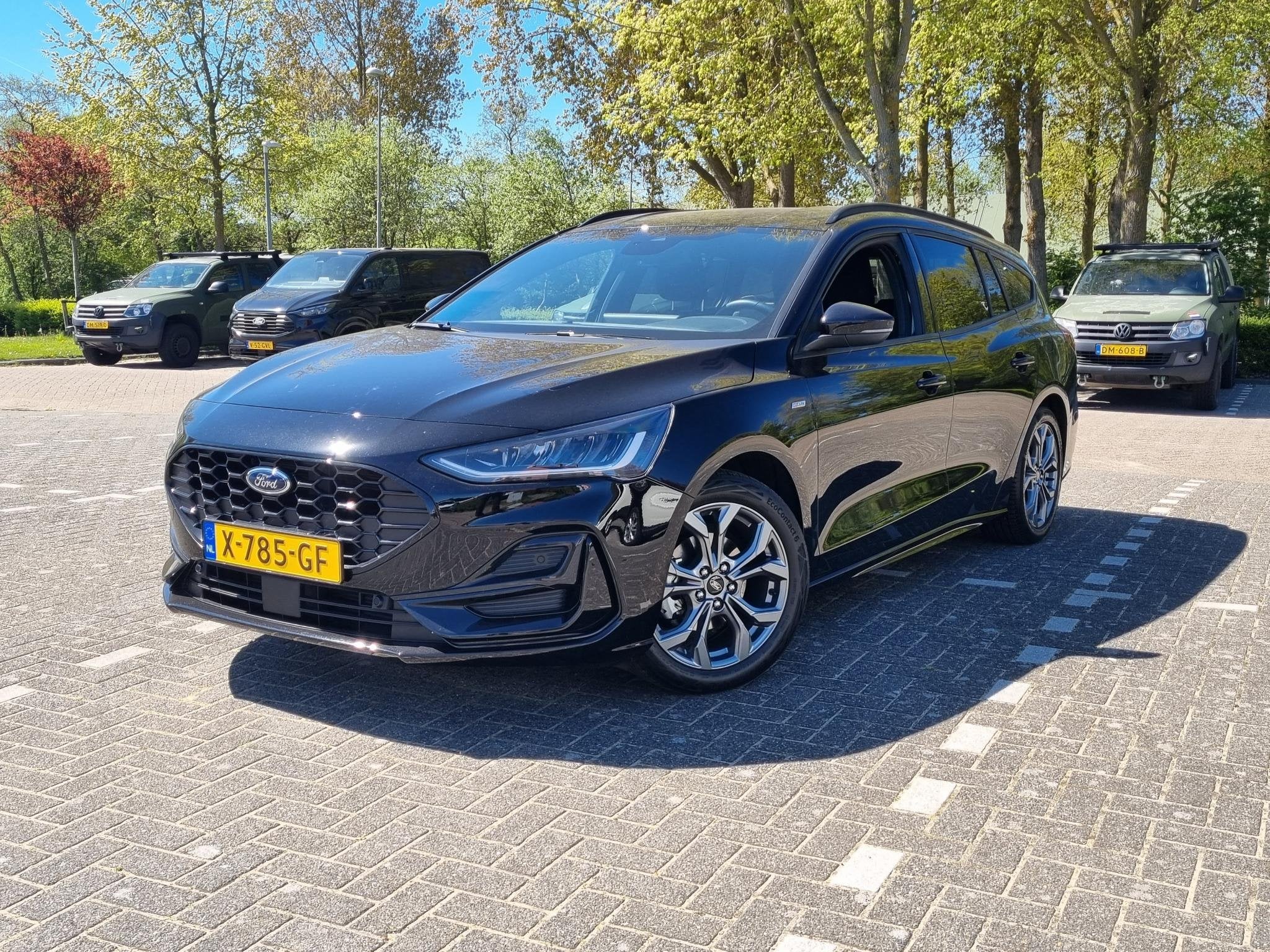 Ford Focus Wagon 1.0 EcoBoost Hybrid ST Line `NAVIGATIE GROO, Auto's, Ford, Gebruikt, Euro 6, Zwart, Origineel Nederlands