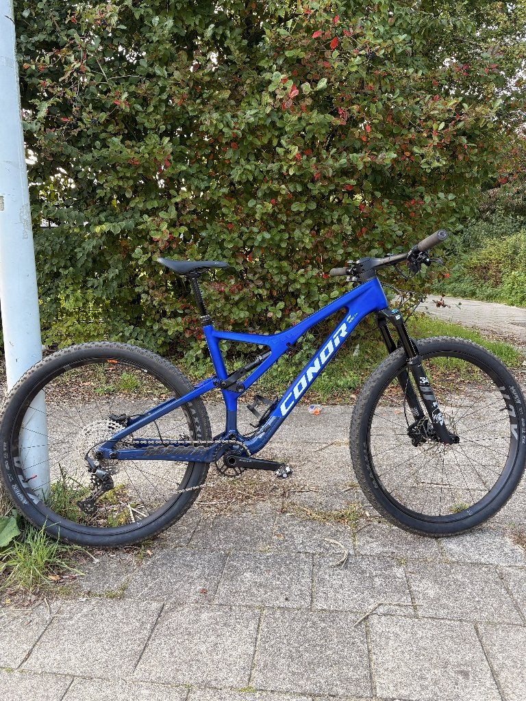Foto 5 van Conor Thunder Carbon MTB 29" met Telescopische Zadelpen