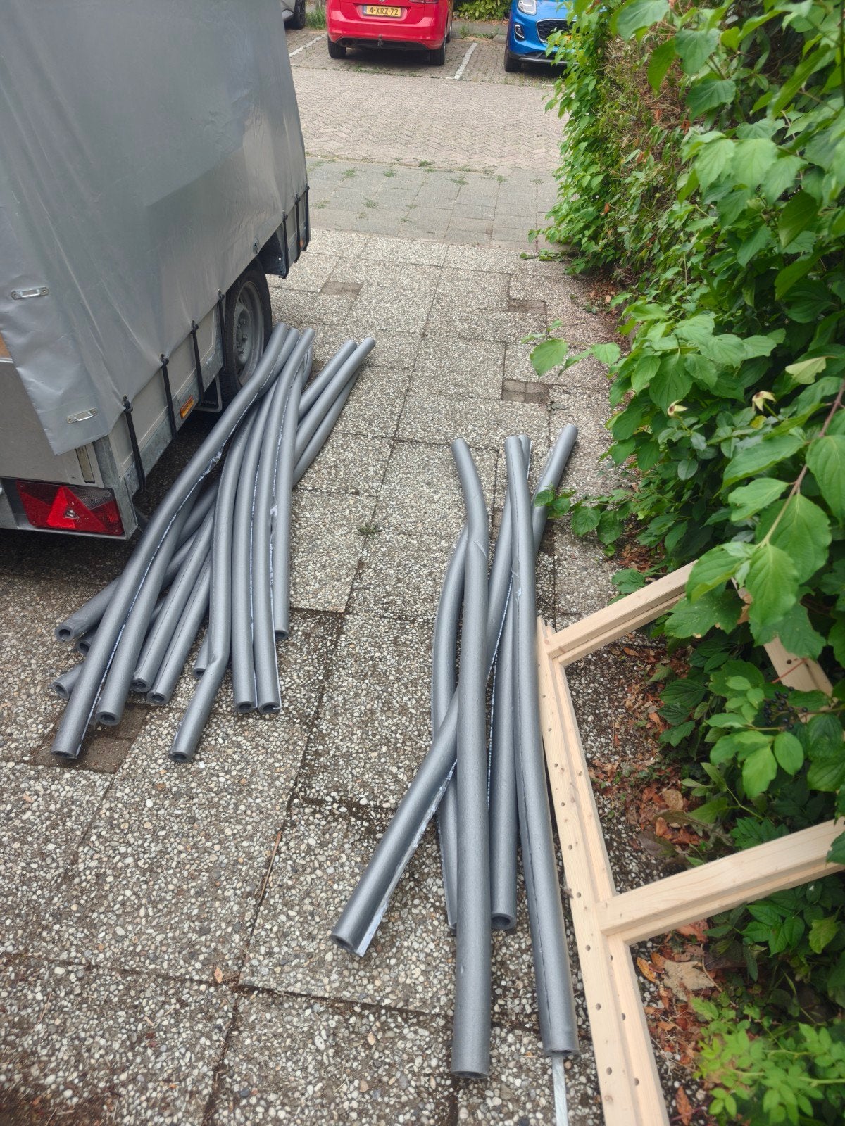 Buisisolatie 13mm dik: 9m (35mm) en 24m (28mm), Minder dan 4 cm, Overige materialen, Ophalen of Verzenden, Zo goed als nieuw