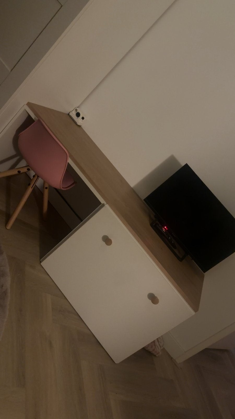 Kinderbureau met stoel - Ideaal voor studie en spel, Huis en Inrichting, Gebruikt, Kinderbureau, Ophalen of Verzenden, Wit
