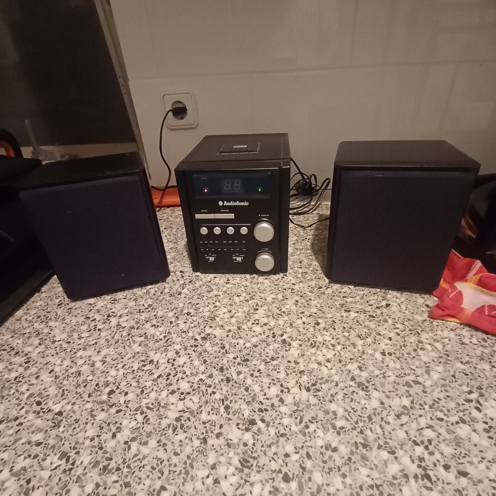 AudioSonic HF-1250 Stereo powerpack, Audio, Tv en Foto, Ophalen