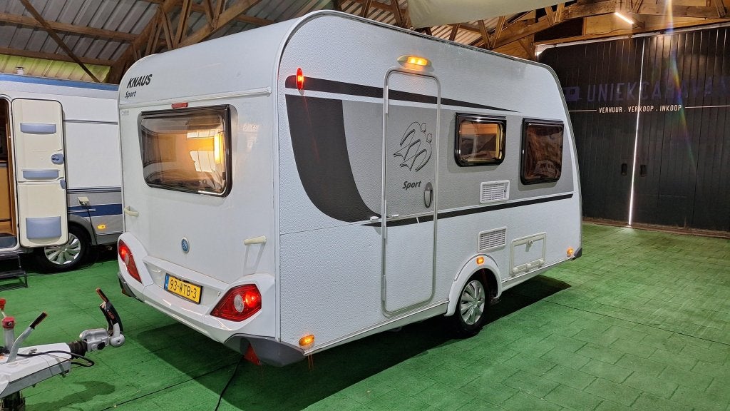 Knaus Sport 400 LK Mover /Stapelbed, Caravans en Kamperen, Niet ingevuld, Dwarsbed, Niet ingevuld, 750 - 1000 kg