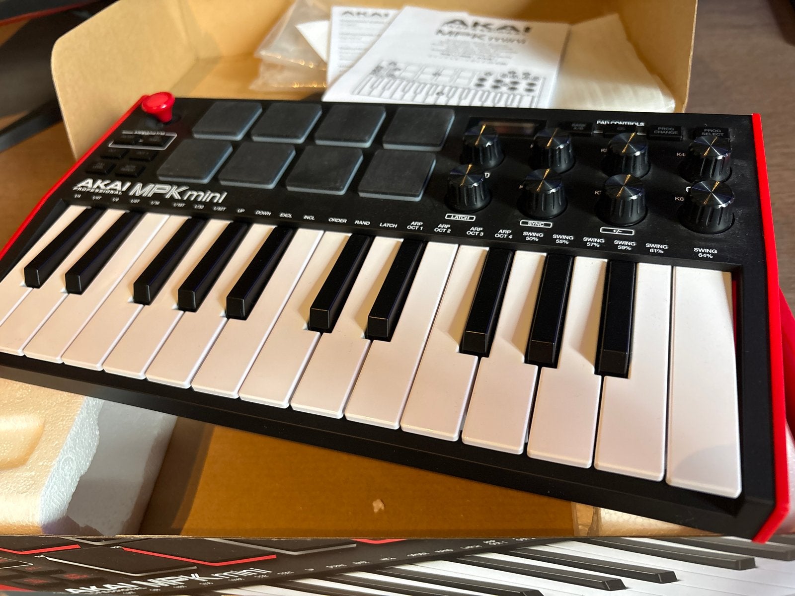 AKAI MPK Mini MIDI-controller - nieuw, Overige merken, Nieuw, Aanslaggevoelig, Overige aantallen