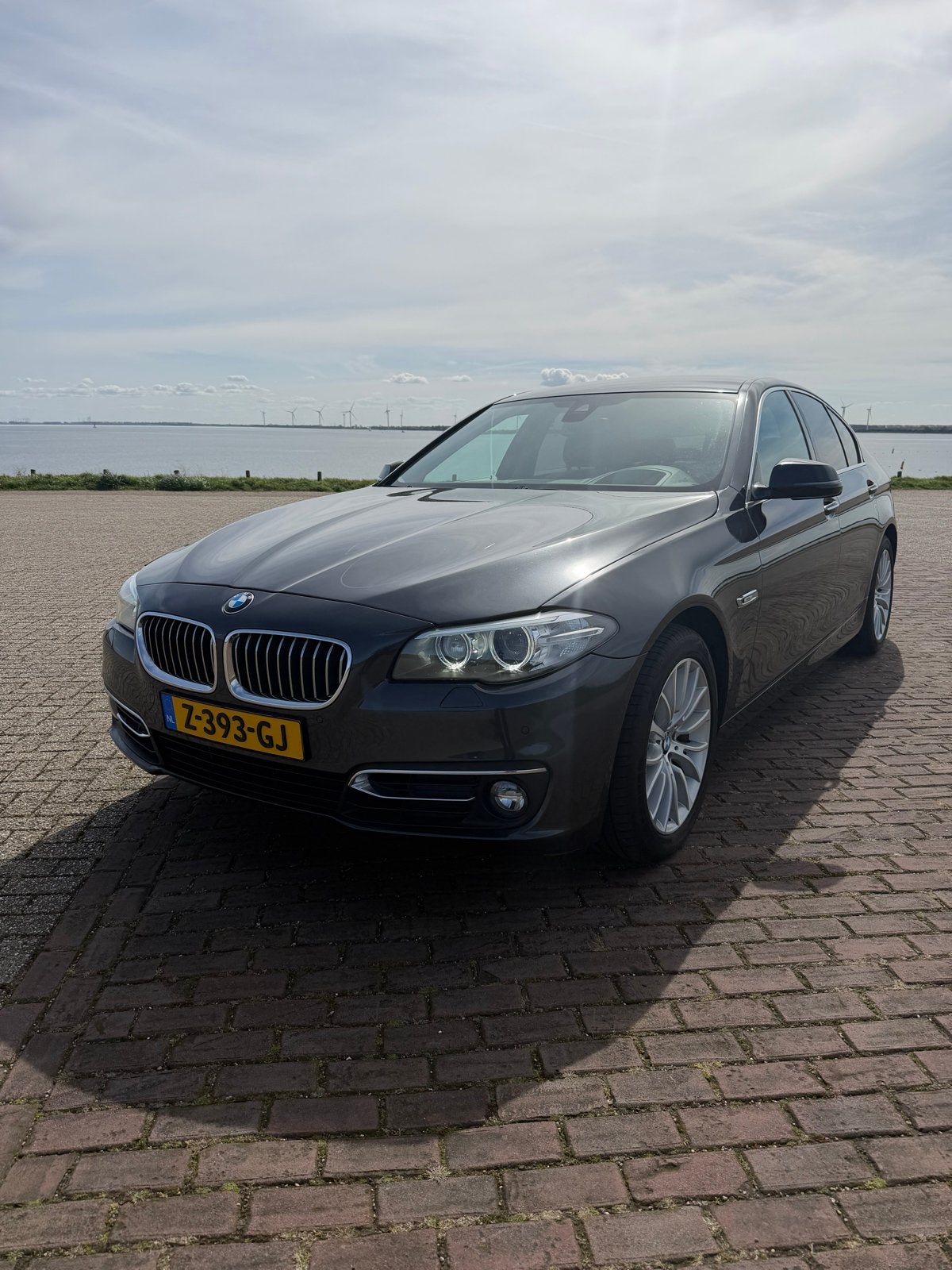 BMW 5-Serie 528I 180KW Sedan X-drive 2013 Grijs, Auto's, BMW, Automaat, 15 km/l, Zwart, 4 cilinders
