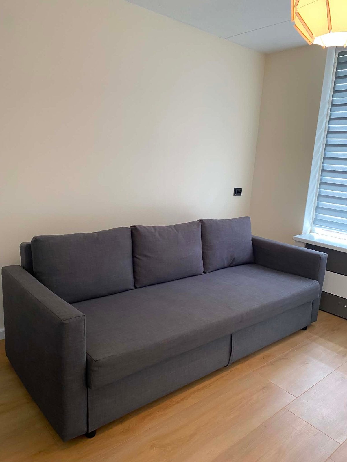Slaapbank + eetkamerstoelen + matras, Ophalen, Zo goed als nieuw, Twijfelaar, 120 cm