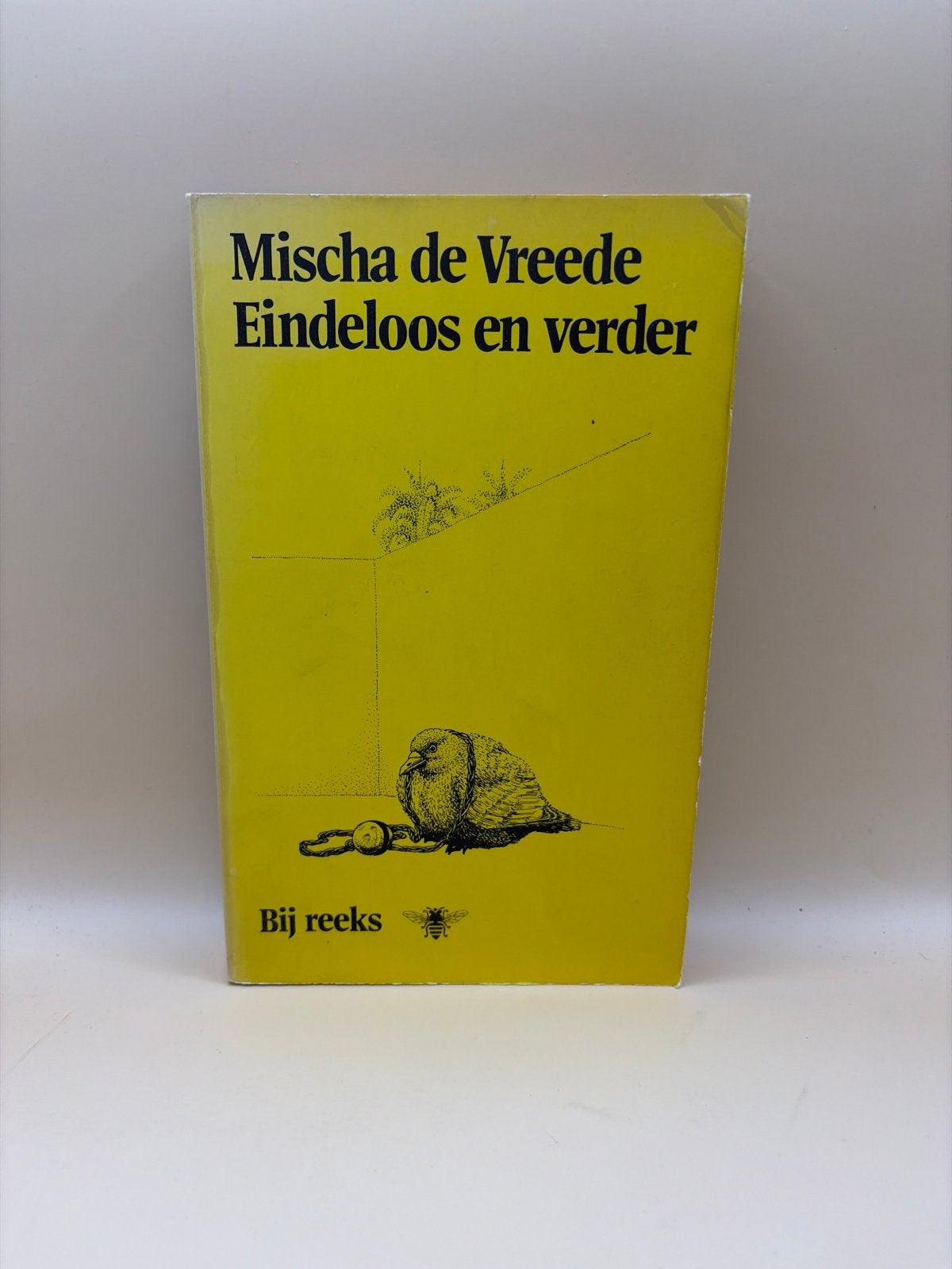 Mischa de Vreede - Eindeloos en verder (Bij reeks), Boeken, Ophalen of Verzenden, Gelezen, Nederland