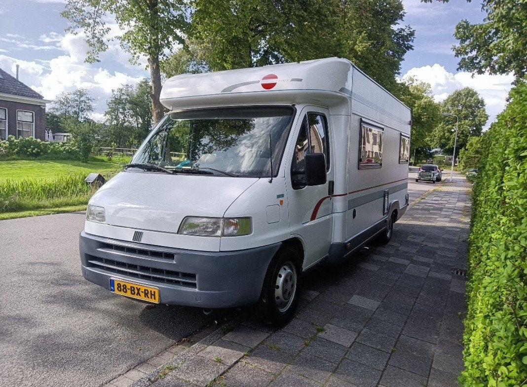 Fiat Ducato Burstner 2.5TDI Camper., Chemisch toilet, Buitenlamp, Ringverwarming, Fiat