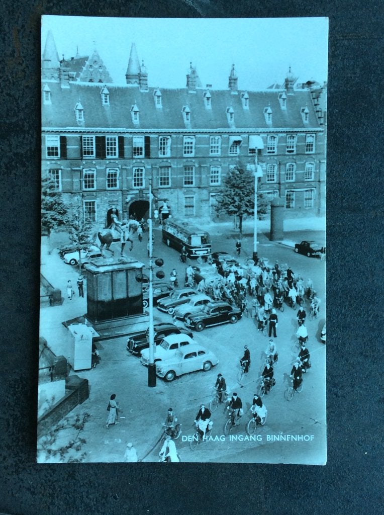‘s-Gravenhage, Ingang Binnenhof, Verzamelen, Ophalen of Verzenden, 1960 tot 1980, Ongelopen, Zuid-Holland