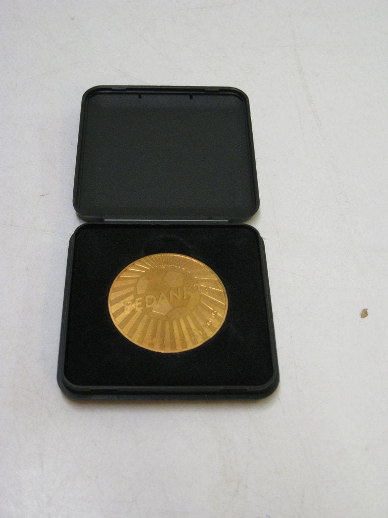ek 2000 munt voetbal 3,7 cm doorsnede (21), Ophalen of Verzenden, Gebruikt, Buitenlandse clubs, Overige typen