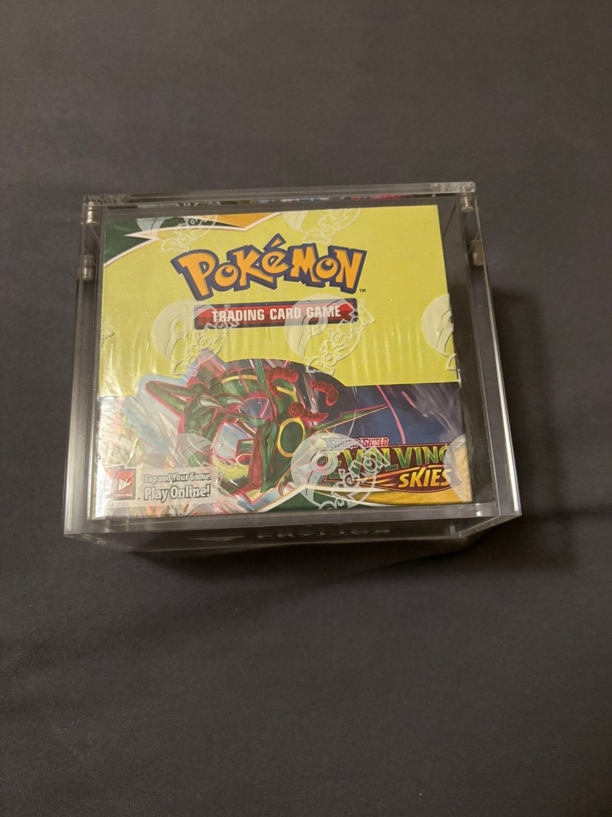 Evolving skies boosterbox sealed, Hobby en Vrije tijd, Verzamelkaartspellen | Pokémon, Ophalen, Nieuw, Boosterbox