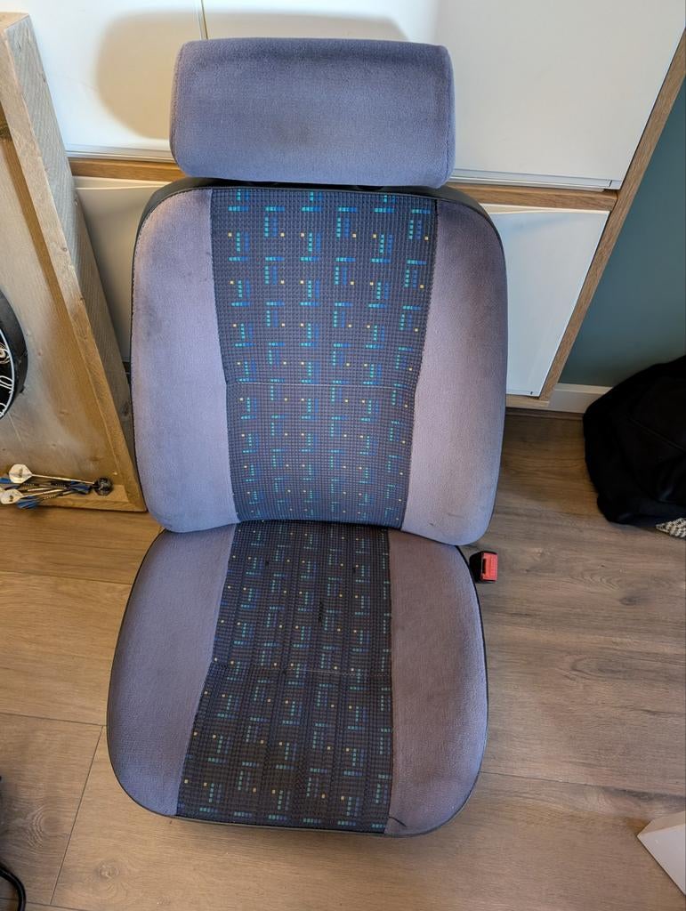 Stoelen Peugeot 205  (5 deurs), Ophalen, Peugeot