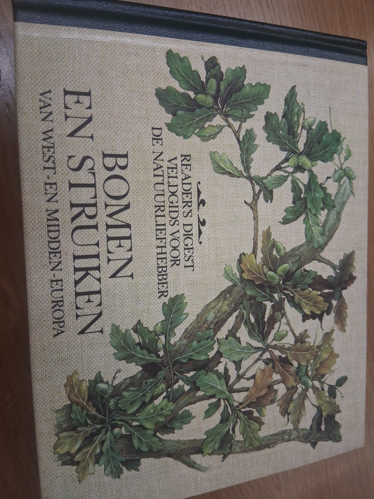 Reader's Digest - Bomen Struiken veldgids, Ophalen of Verzenden, Zo goed als nieuw