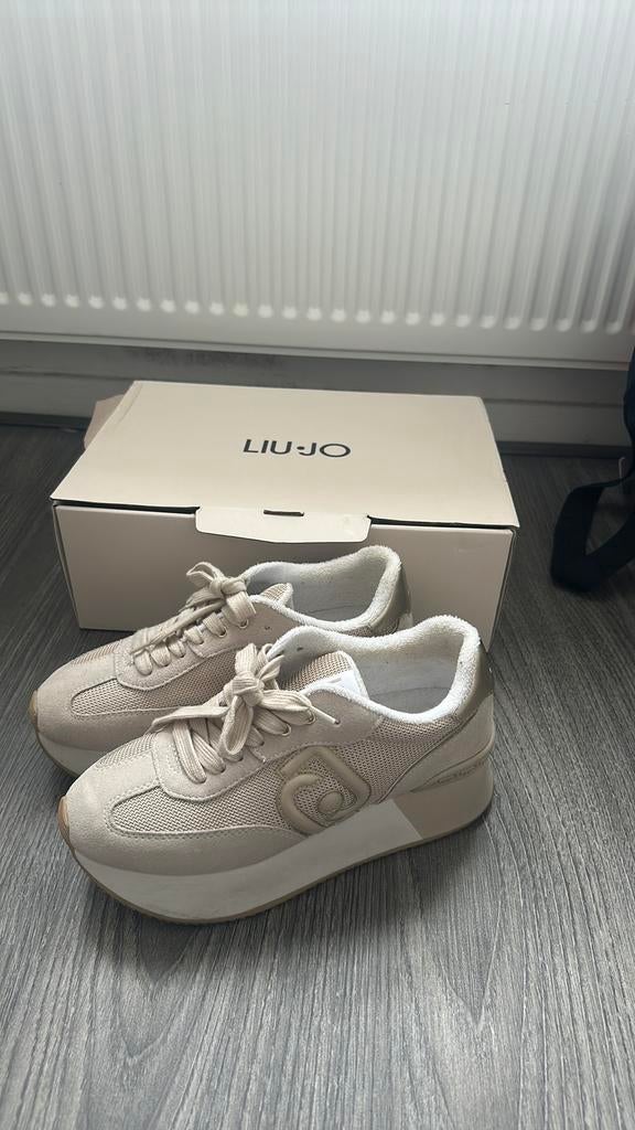 Liu-JO schoenen maat 37 zgan tekoop aangeboden, Ophalen of Verzenden, Zo goed als nieuw, Zwart, Sneakers of Gympen