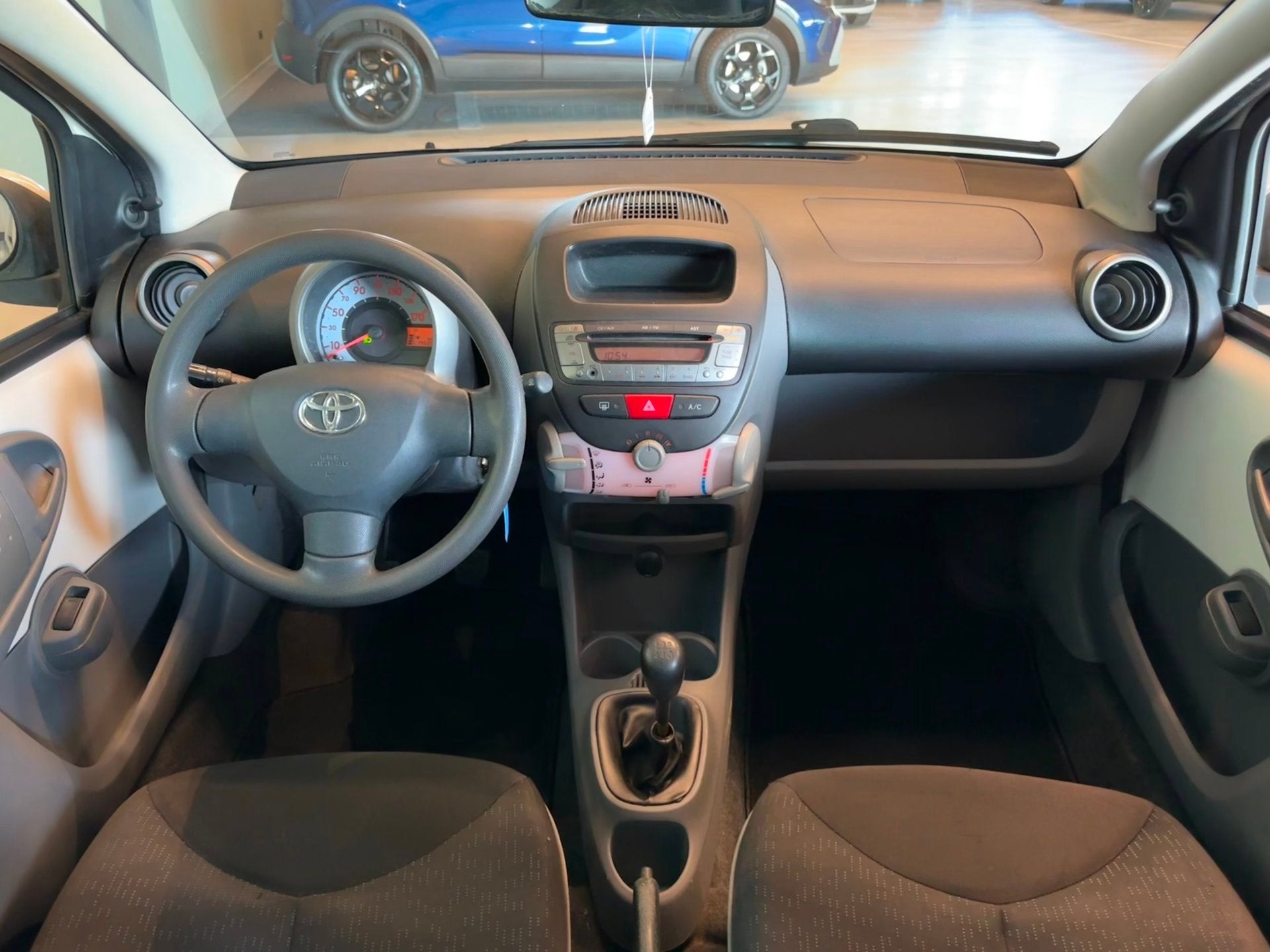 Toyota Aygo 1.0-12V 5-DEURS ACCESS-uitv|AIRCONDITIONING|STUU, Voorwielaandrijving, Stof, Gebruikt, Zwart